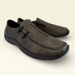 Men’ Rieker Antistress Leather Slip-On Shoes – EU 42 (US 9) – Brown